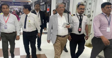 চোখের চিকিৎসায় থাইল্যান্ড গেলেন মির্জা ফখরুল